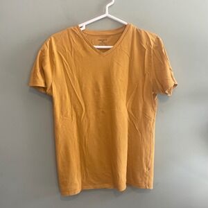 Forever 21 Men Casual Everyday Slim Fit Short Sleeve V Neck T-Shirt Yellow Small